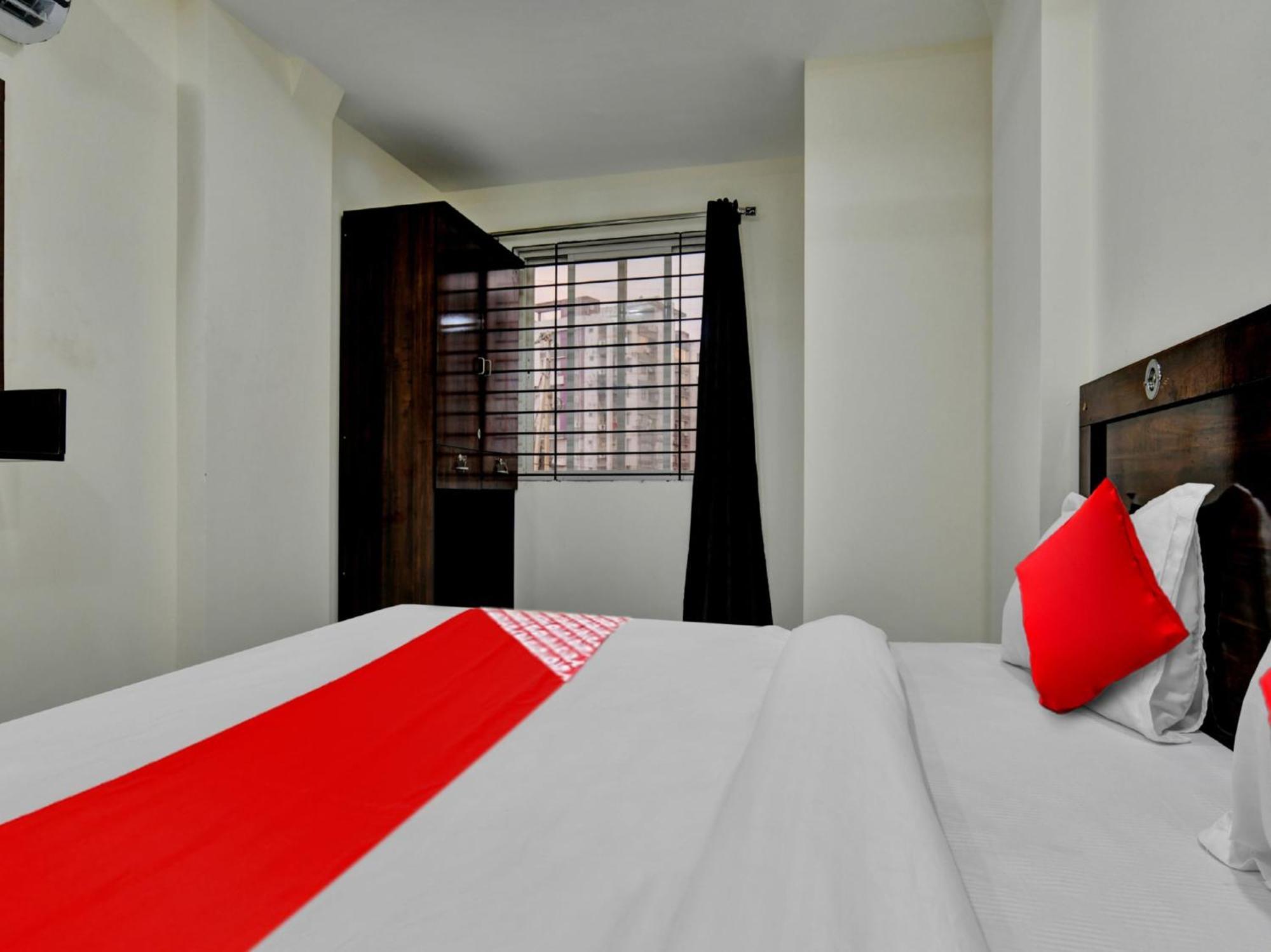 Oyo Hotel Dr Greens Indore Zewnętrze zdjęcie