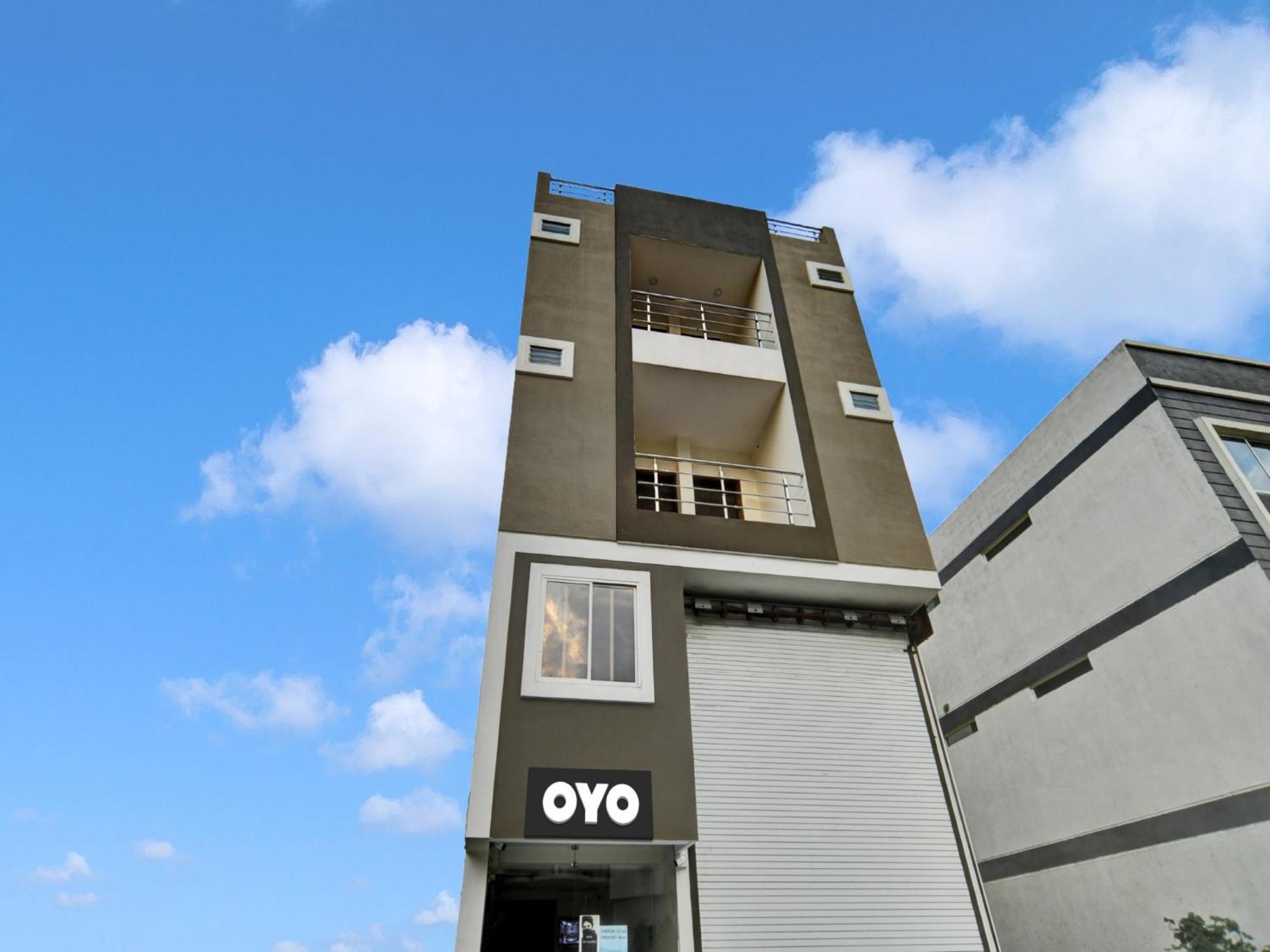 Oyo Hotel Dr Greens Indore Zewnętrze zdjęcie