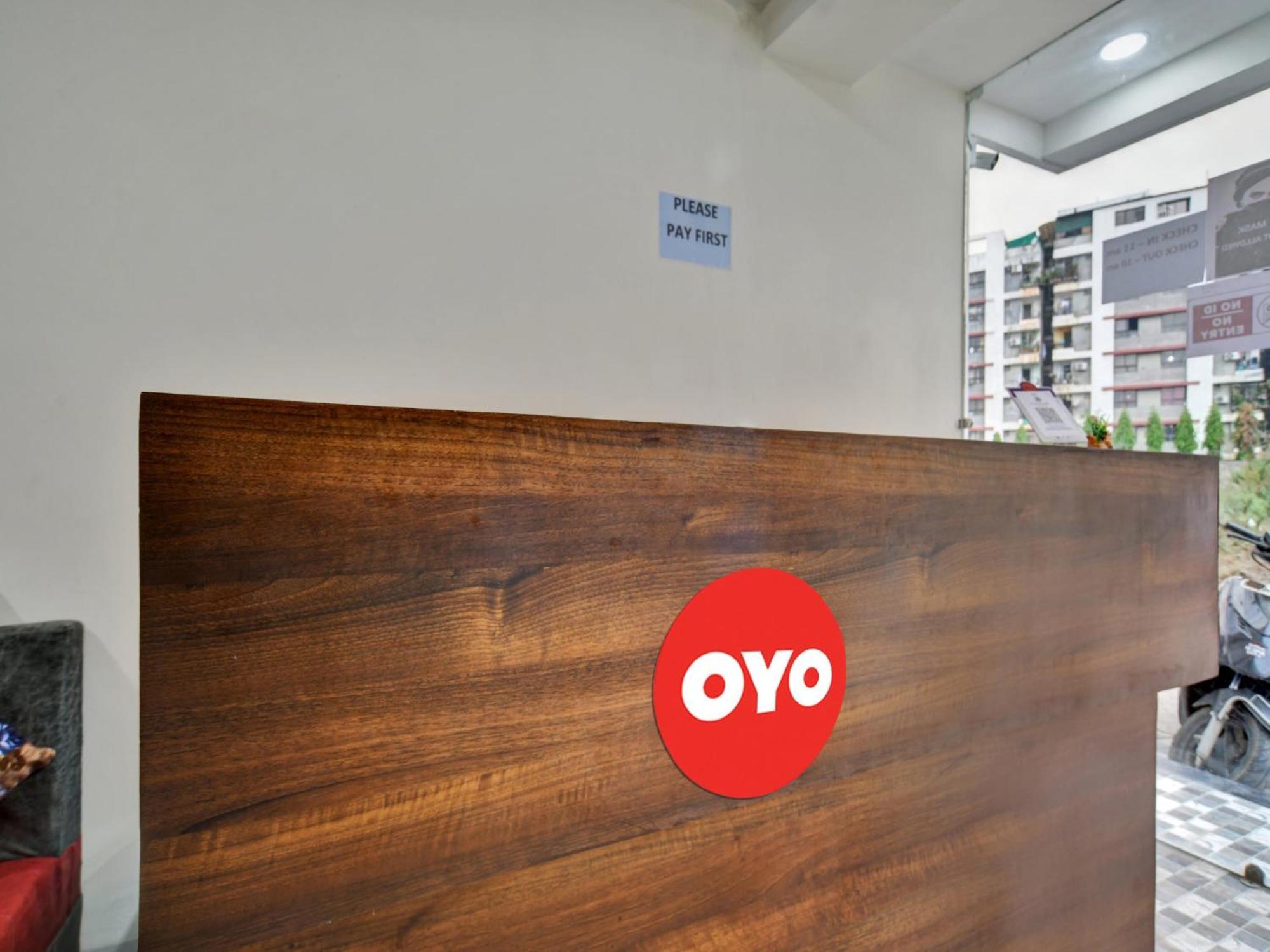 Oyo Hotel Dr Greens Indore Zewnętrze zdjęcie